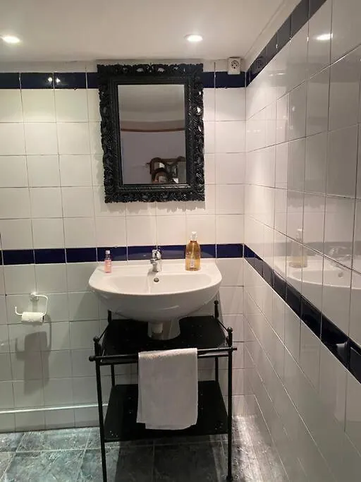 Comme Chez Meme - Lyon Place Bellecour 0*,  France